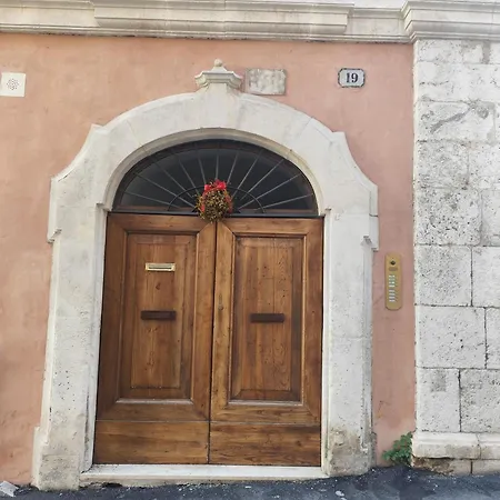 Cavour 아파트 *
