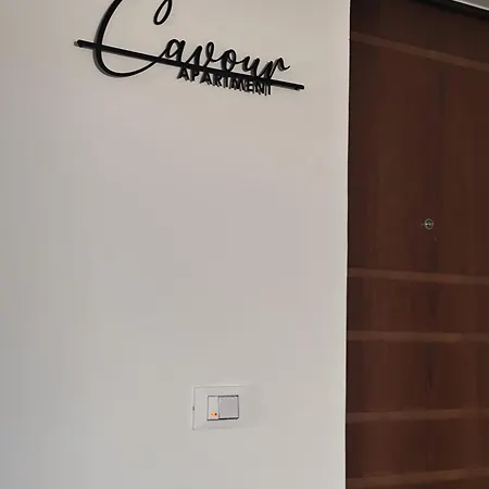 Cavour 아파트